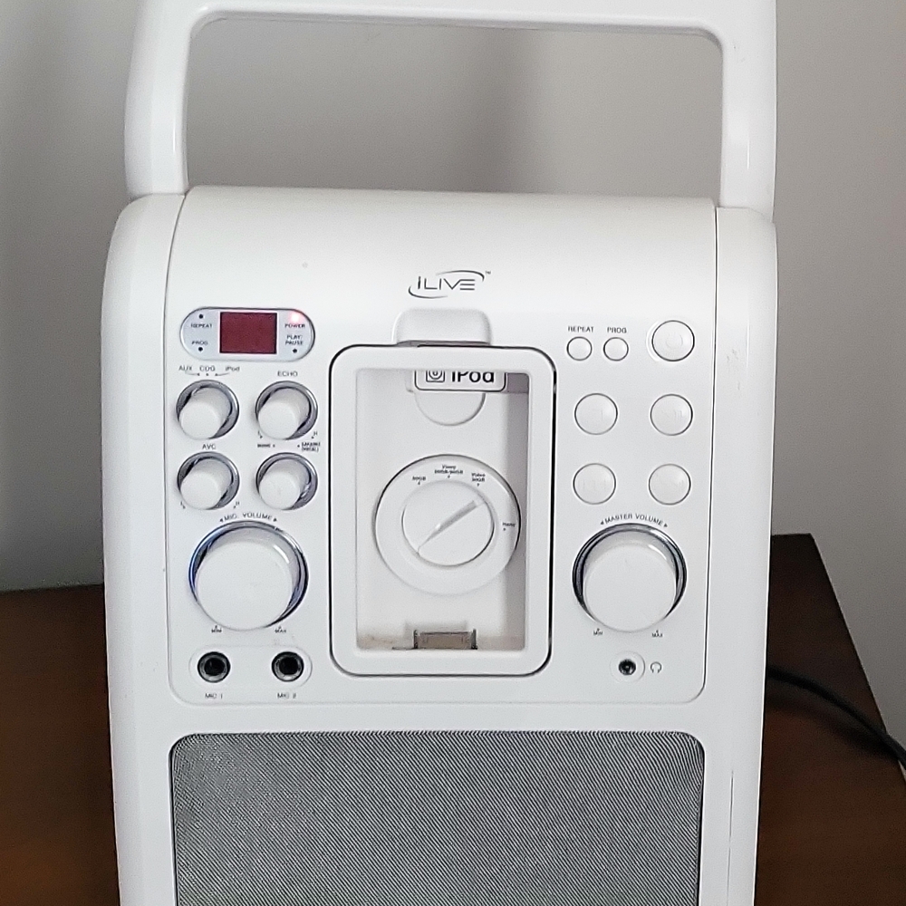 iLive IJ308w Karaoke Portable